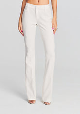 Nina Pant