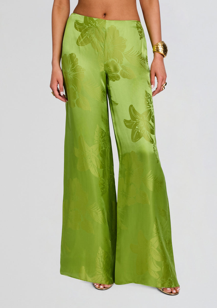 Antoinette Pant